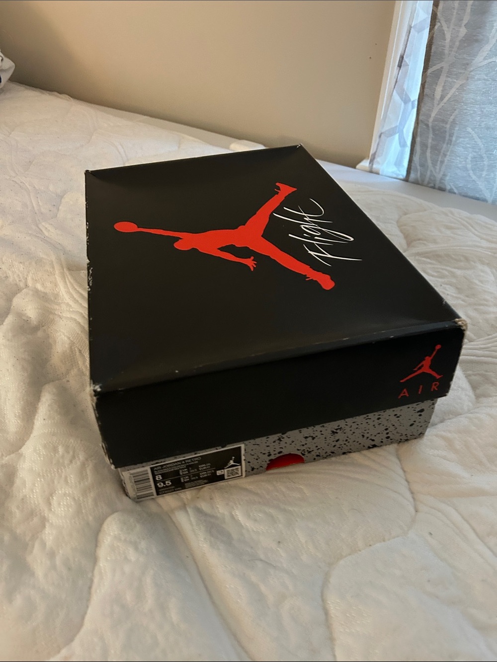 Jordan 4 Red Thunder